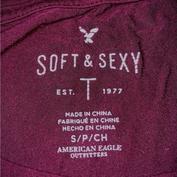 American Eagle Soft and Sexy maroon mid length baby tee Size S - Picture 4 of 4